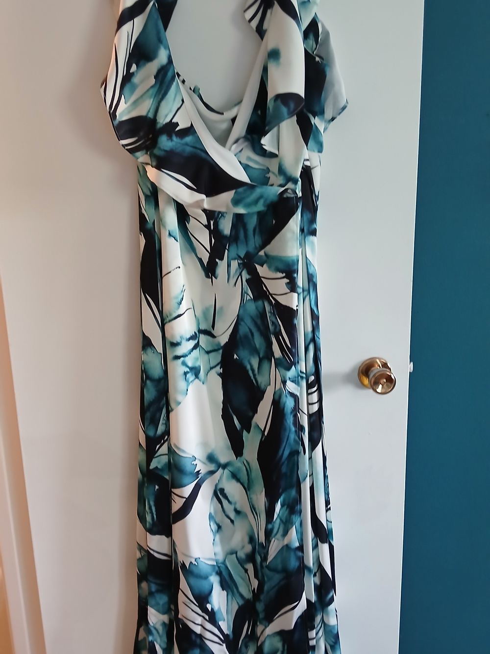 Le Chateau Women's Teal Floral Maxi Dress - Picture 1 of 9